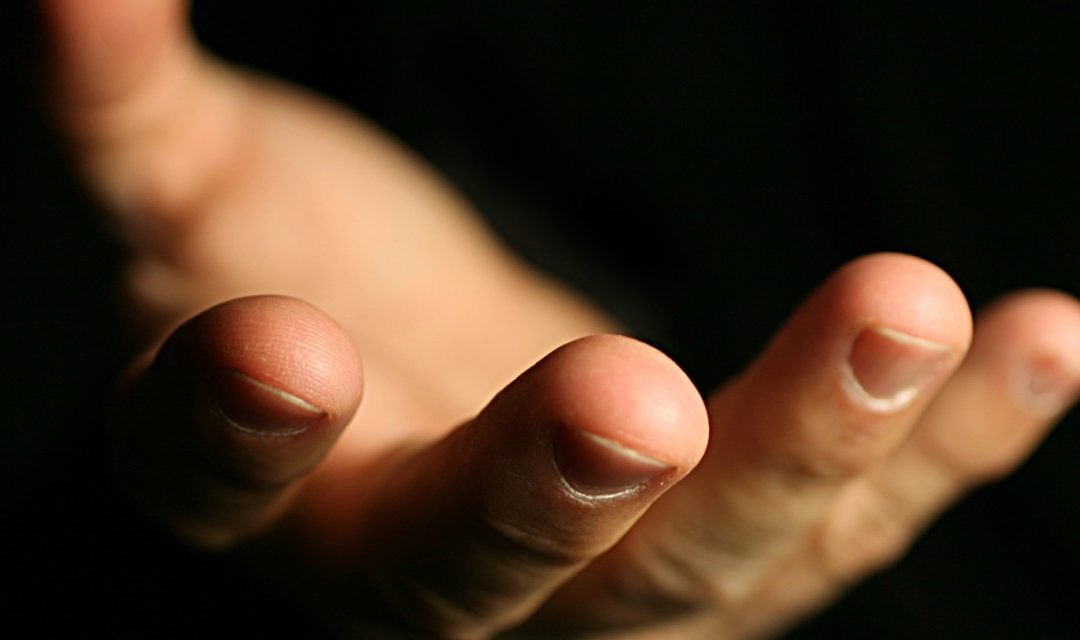 hand offering